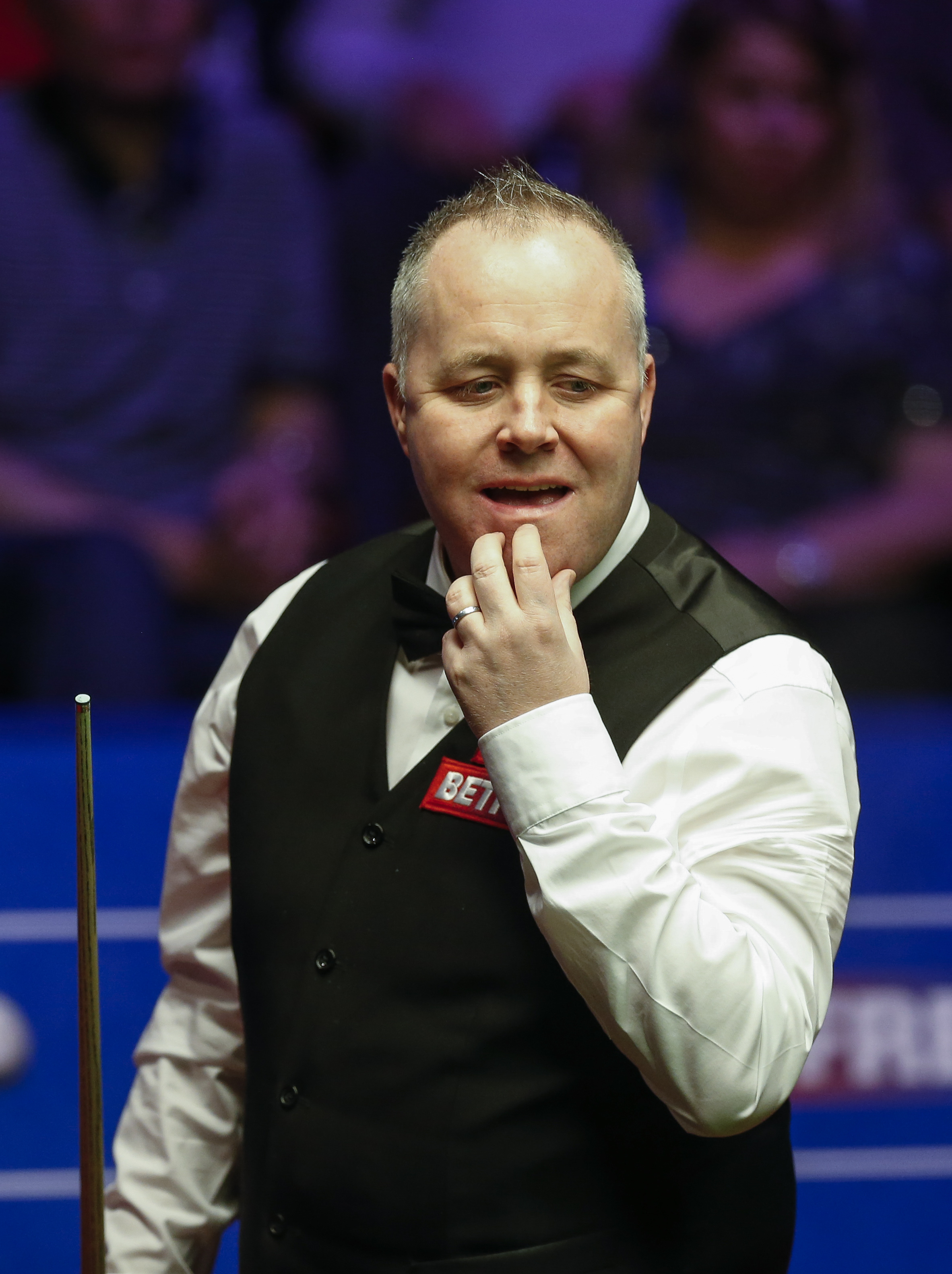 谈中始终保 谈中始终保