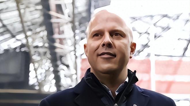 年仅20岁 年仅20岁