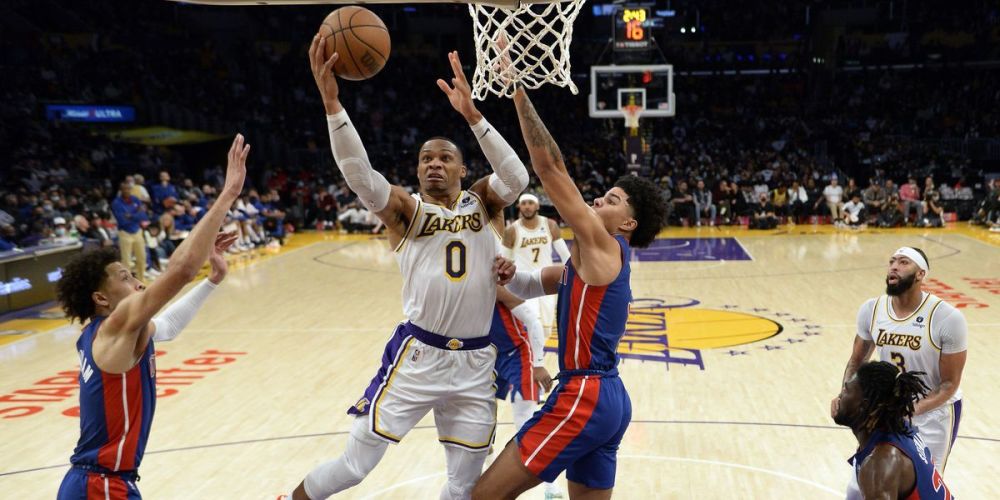 球有三点启 球有三点启